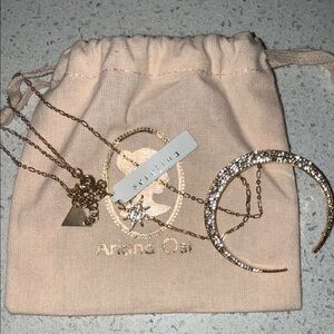 Ariana Ost serafina Gold Crescent Necklace